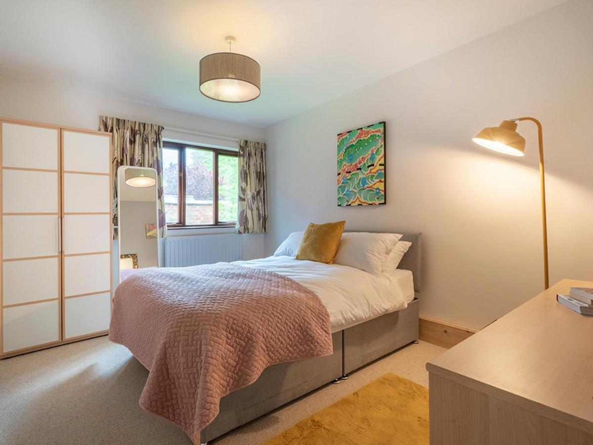 Pass The Keys Stunning 3 Bedroom Apt Leafy South Belfast With Lots Nearby Eksteriør billede